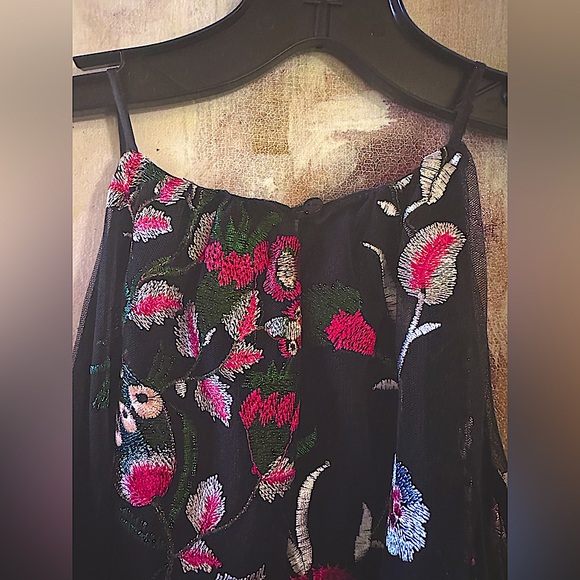 Badgley Mischka Cold Shoulder Mini Dress - Picture 14 of 15